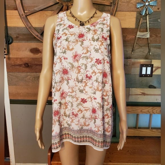 Max Studio Floral Sleeveless Trapeze Blouse - Picture 10 of 10